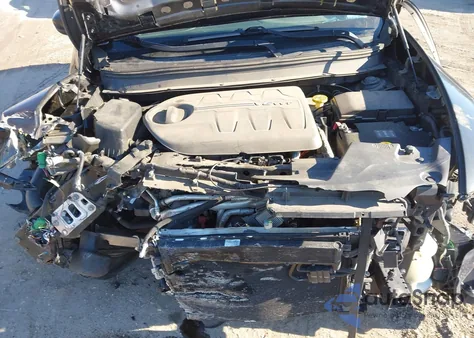 2014 Jeep Cherokee Latitude from USA, damaged, VIN 1C4PJMCS4EW310124